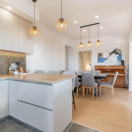 L&l Apartment Makarska