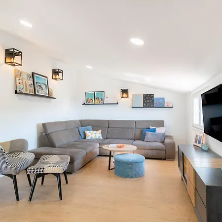 L&l Apartment *